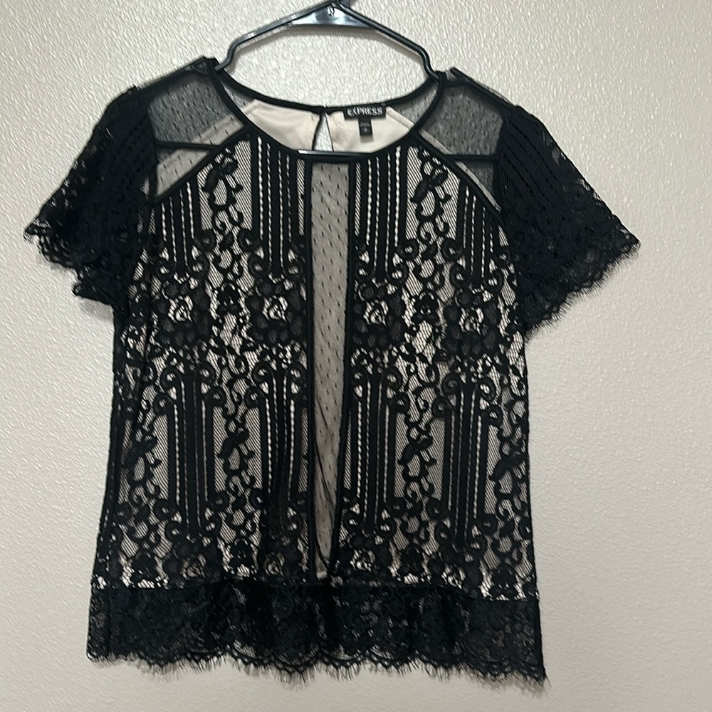 Express lace top